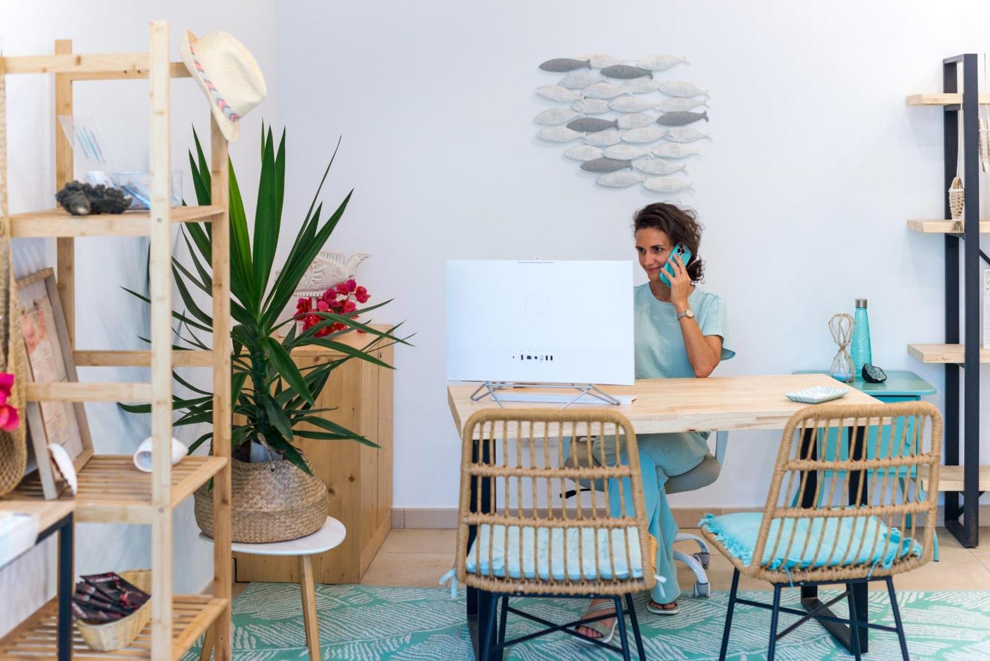 Bamblue Boutique Apartments ピネダ・デ・マール エクステリア 写真