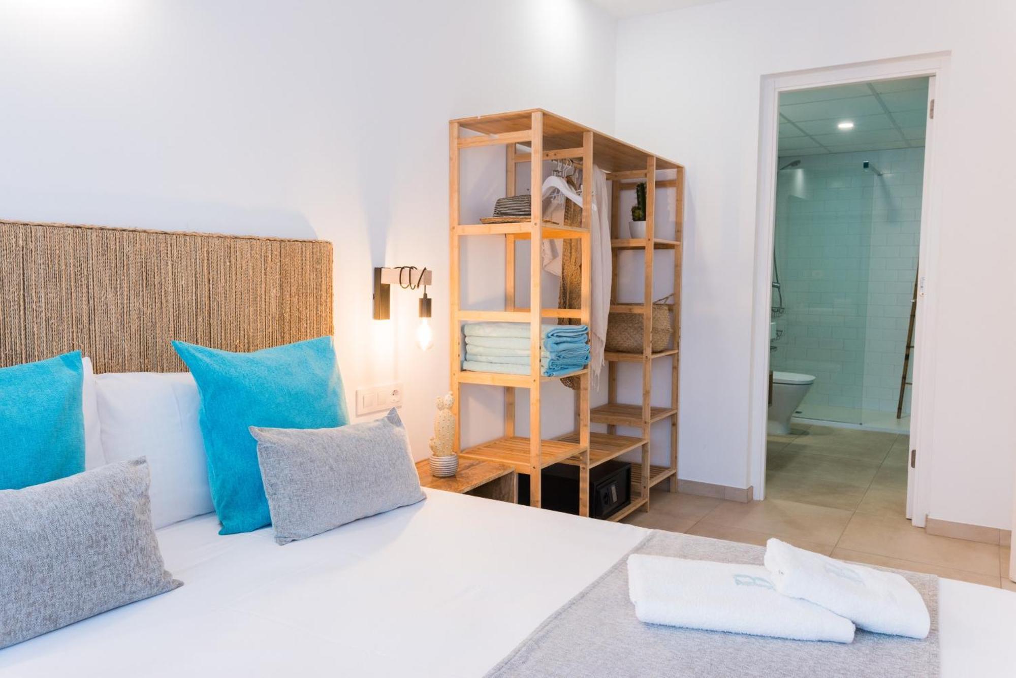 Bamblue Boutique Apartments ピネダ・デ・マール エクステリア 写真